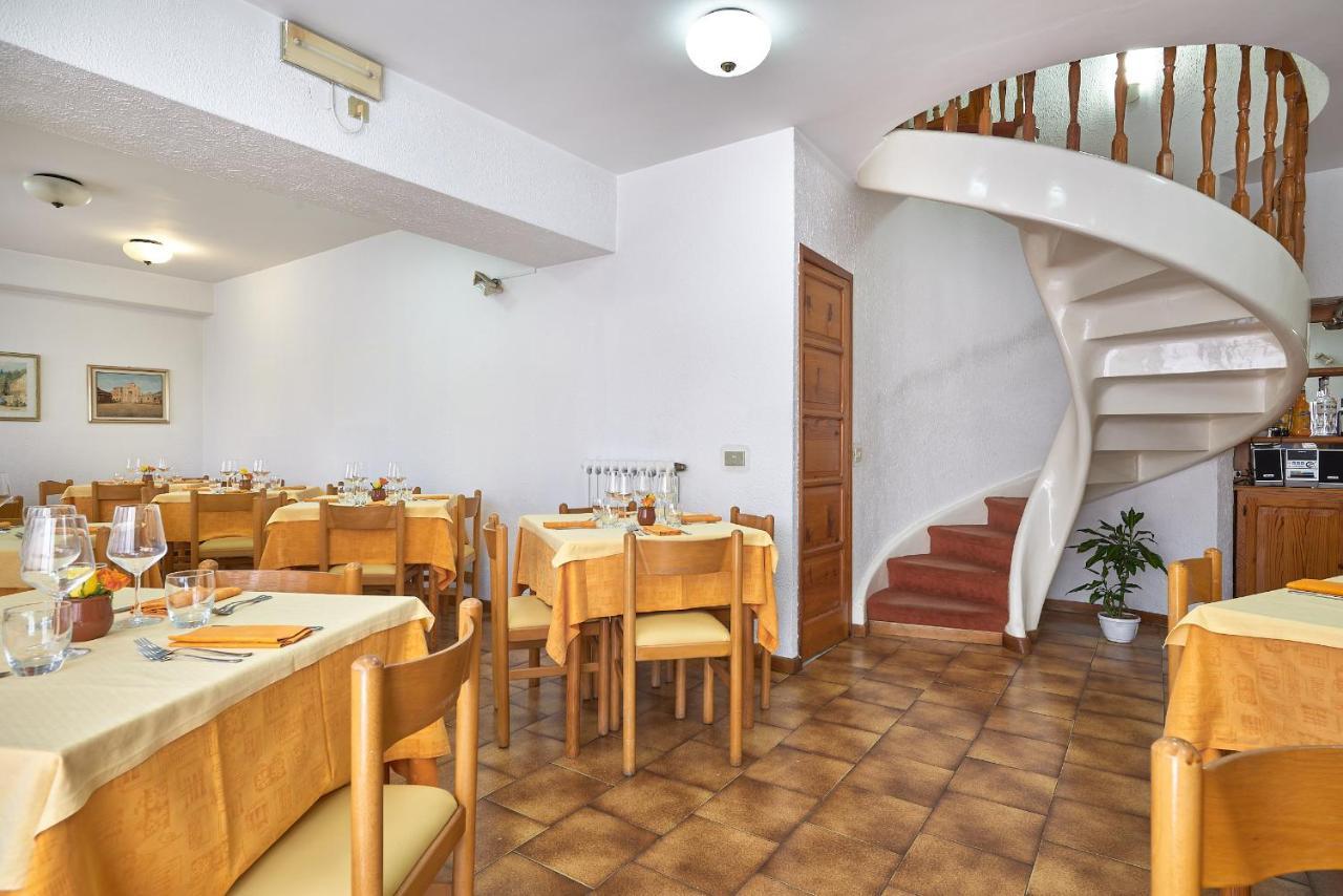 Albergo Natalina 피날레리구레 외부 사진