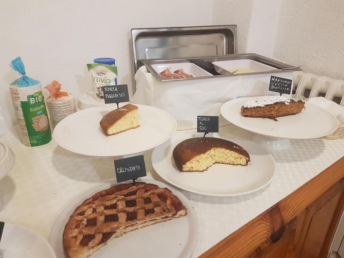 Albergo Natalina 피날레리구레 외부 사진